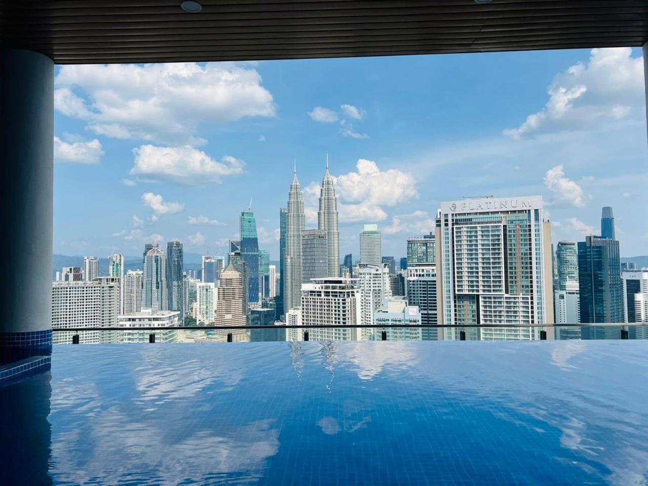 The Luxe Suites Klcc By Cozy Stay Kuala Lumpur Eksteriør billede