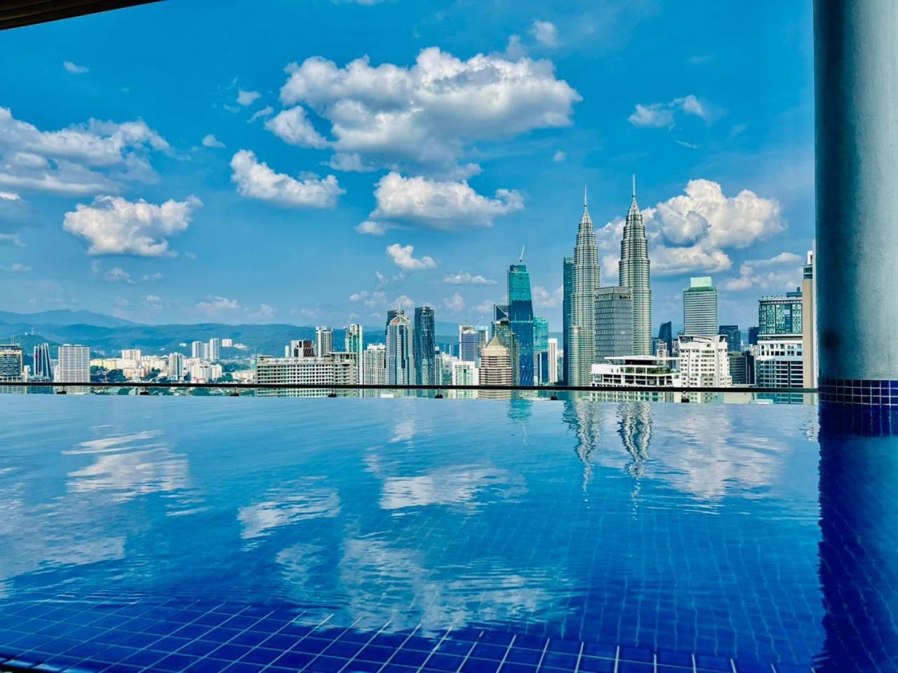 The Luxe Suites Klcc By Cozy Stay Kuala Lumpur Eksteriør billede