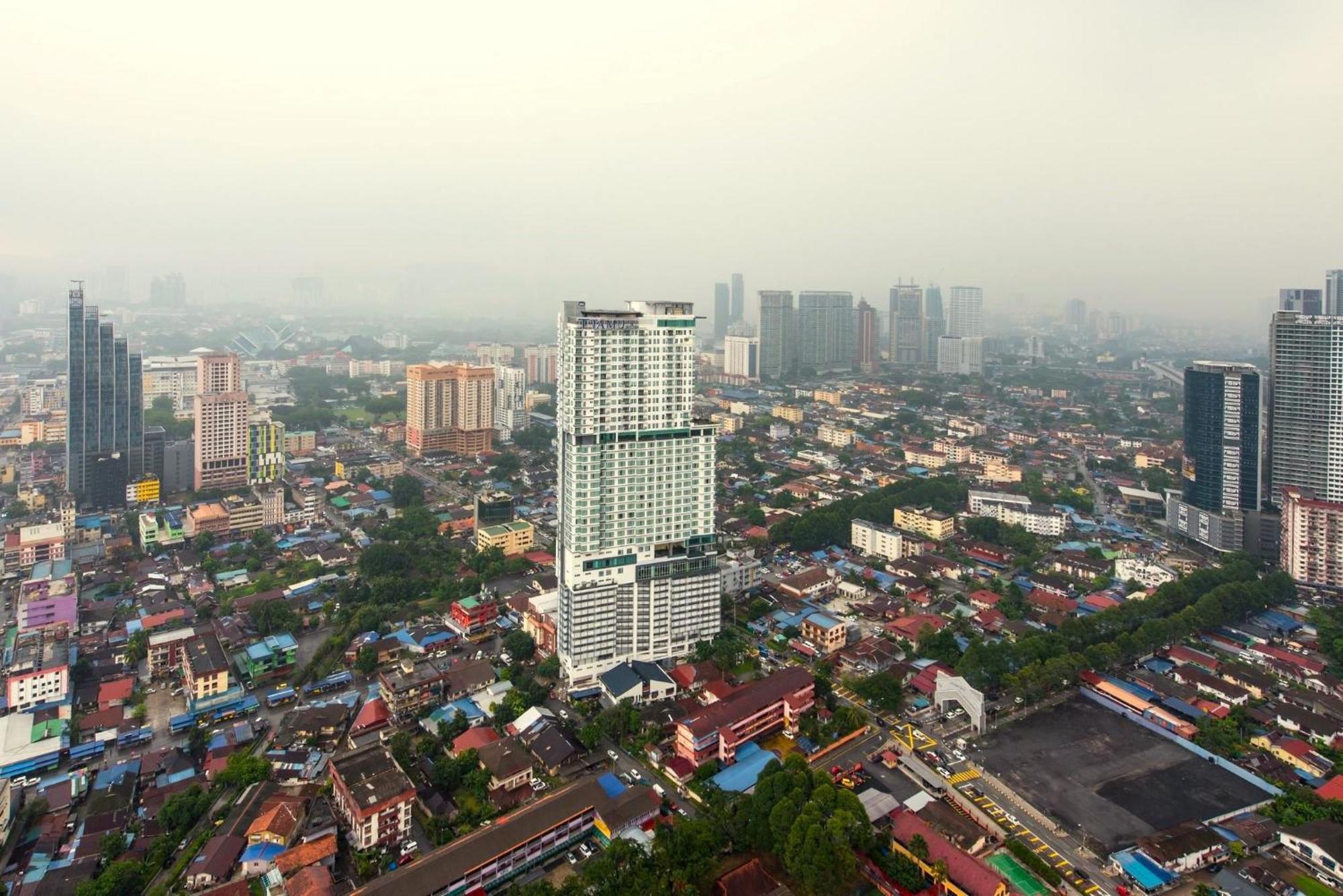 The Luxe Suites Klcc By Cozy Stay Kuala Lumpur Eksteriør billede