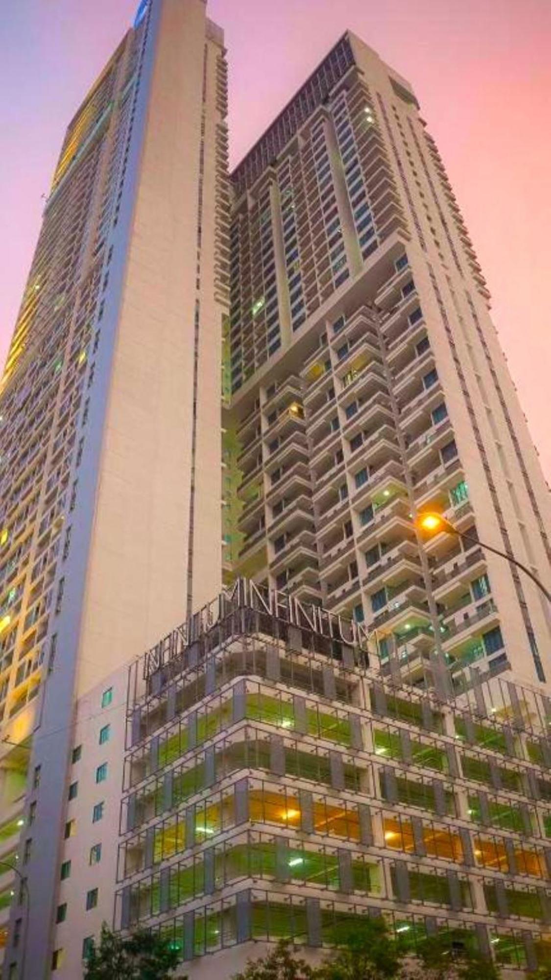 The Luxe Suites Klcc By Cozy Stay Kuala Lumpur Eksteriør billede